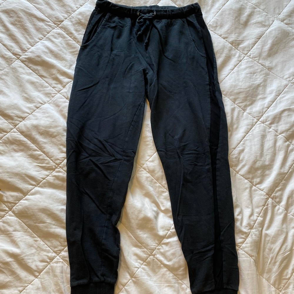 Black forever 21 mesh joggers